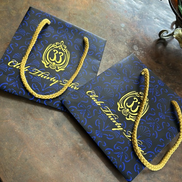 Disney Other - Disney Club 33 Shopping Bags